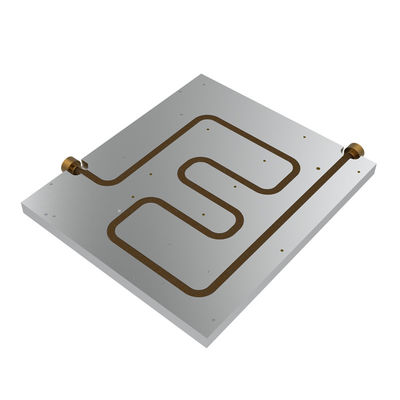 Commande numérique par ordinateur en aluminium refroidie à l'eau de radiateur usinant le plat froid
